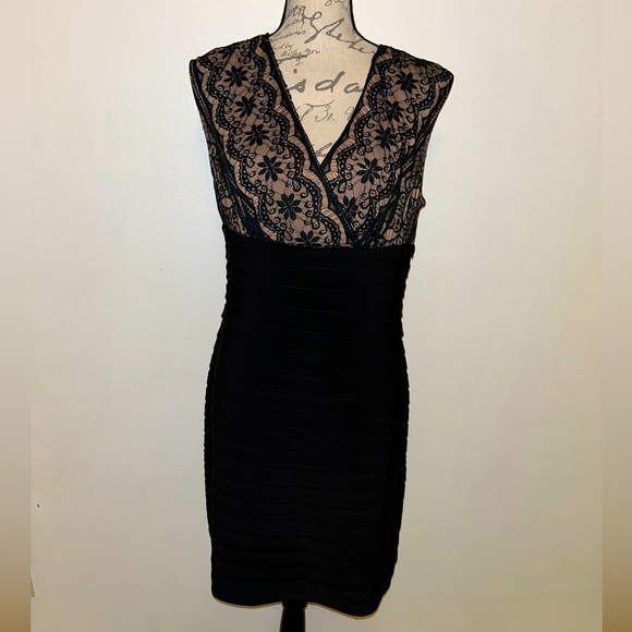 Adrianna Papell Dresses & Skirts - 🖤🤎Adrianna Papell Gorgeous Dress🤎🖤